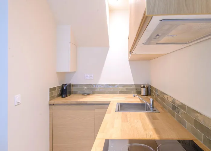 בית הארחה Maison Alcome - Elegant Artist's With Private Garden פריז